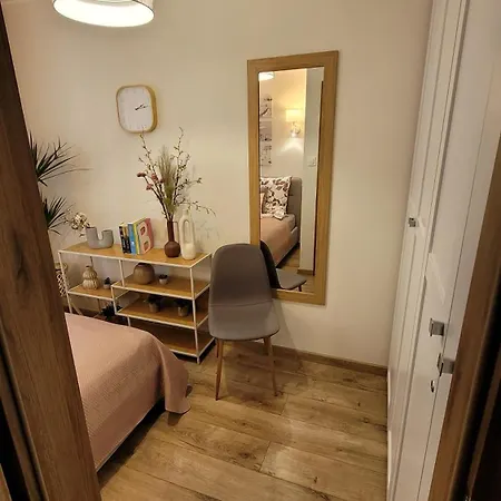 Trzypokojowy Z Parkingiem Lägenhet *