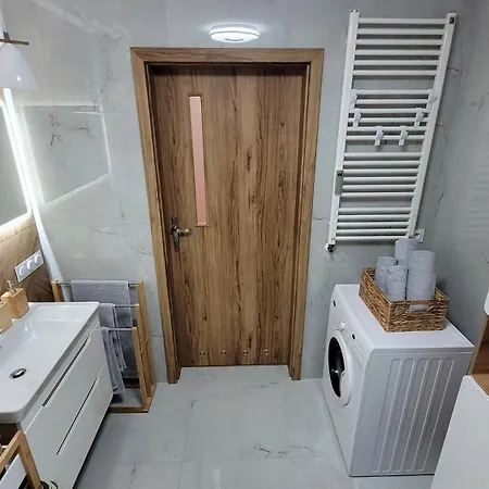 Trzypokojowy Z Parkingiem