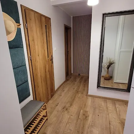 Trzypokojowy Z Parkingiem Lägenhet *